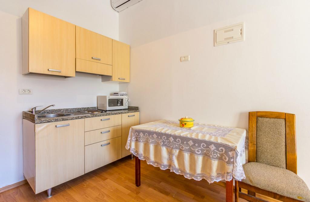 Apartment Mirjana พูลา ห้อง รูปภาพ