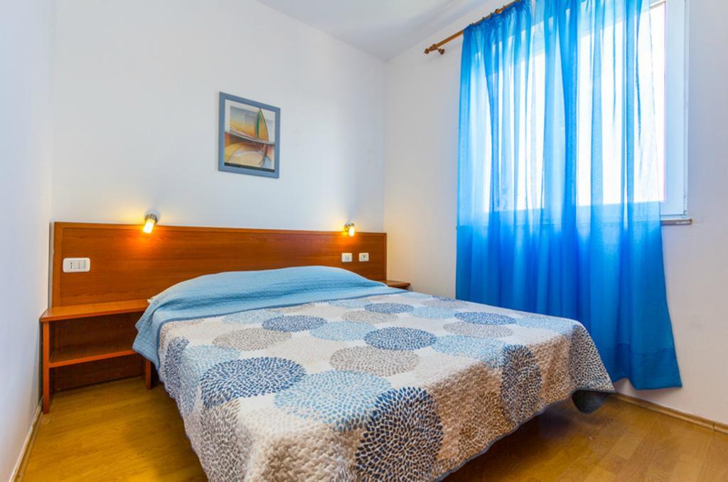 Apartment Mirjana พูลา ห้อง รูปภาพ